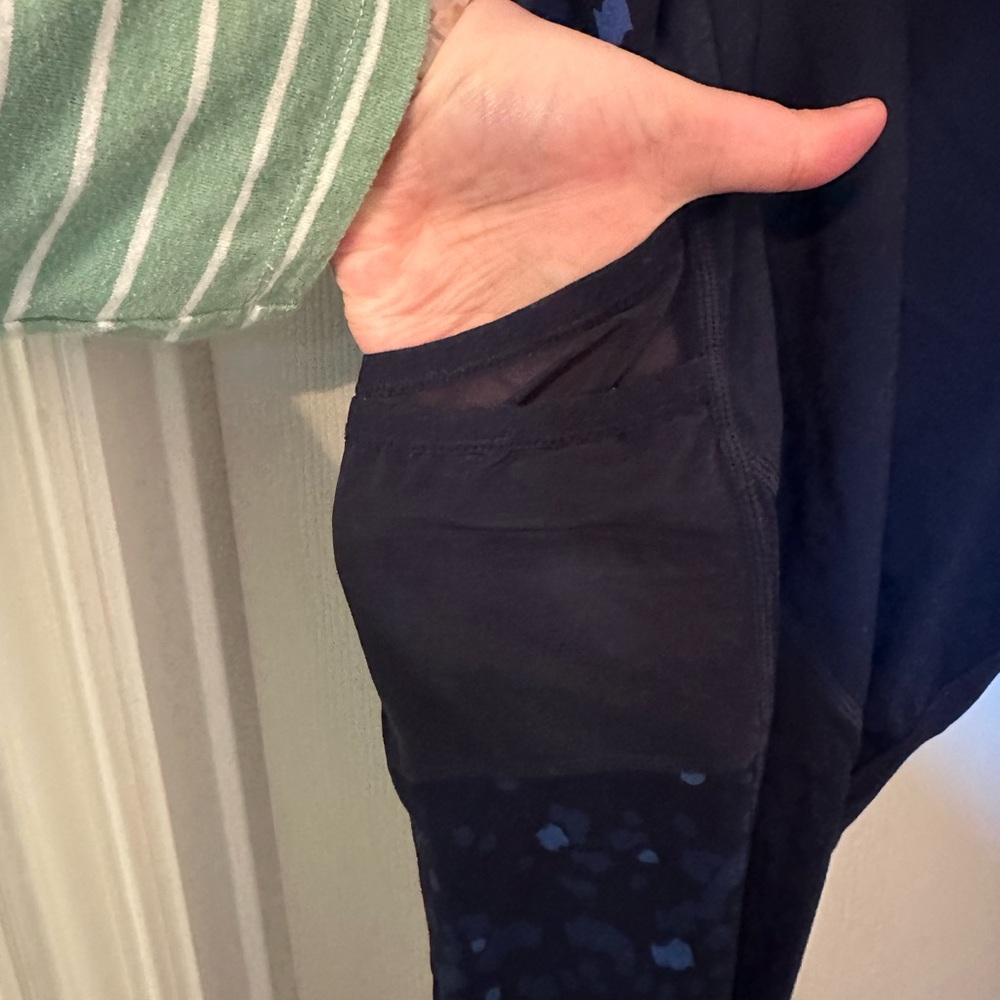 High Rise Leakproof Leggings - Picture 4 of 8